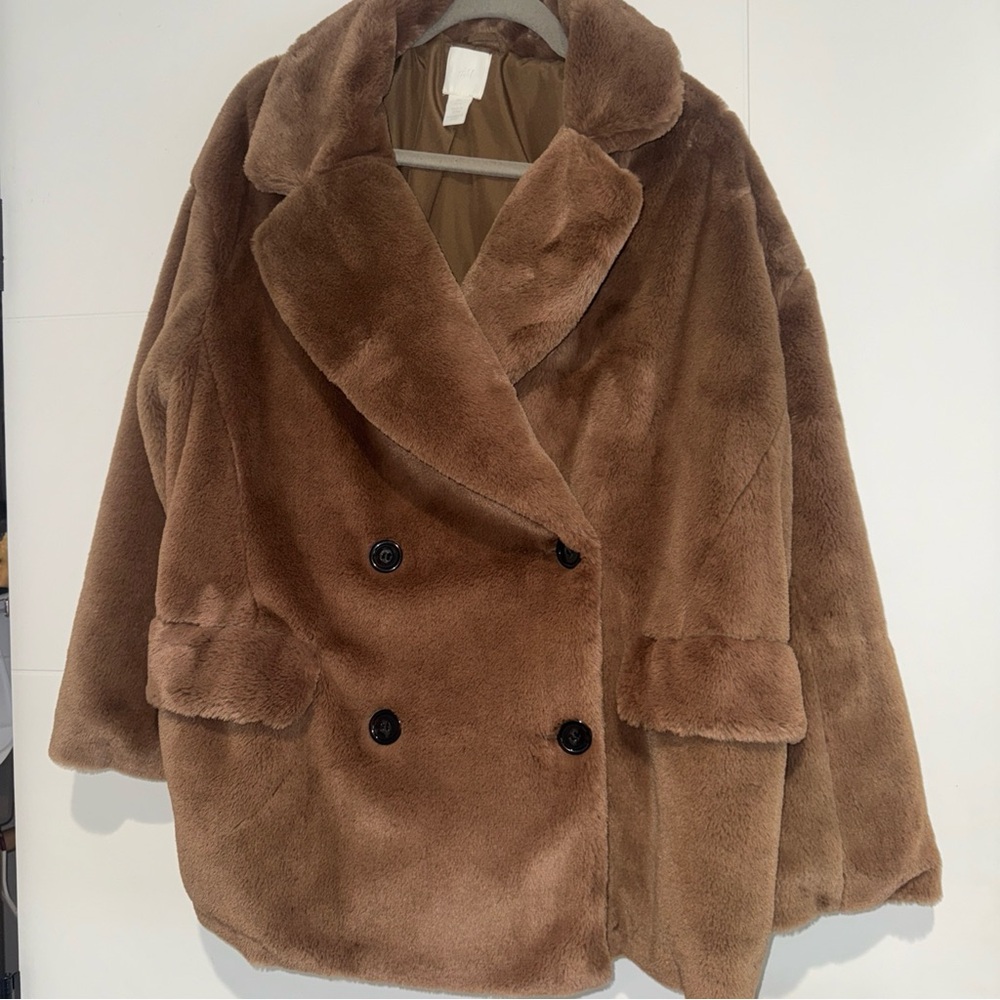 H & M Brown Fur Coat Faux Soft Pockets Size Women’s L Large Teddy